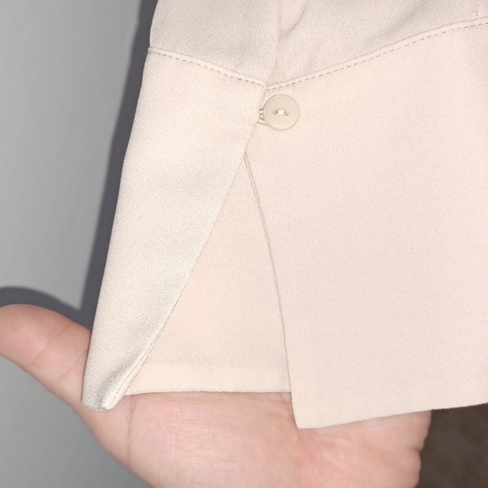 Chelsea28 Blouse - Picture 11 of 11